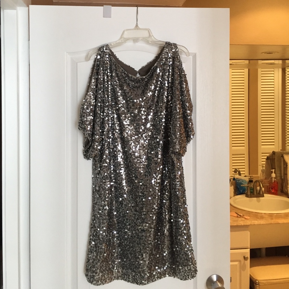 Cachet Cocktail Dress