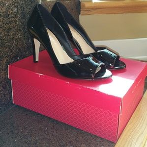 Kelly & Katie Black Pumps - Size 7.5
