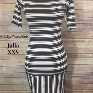 Lularoe julia