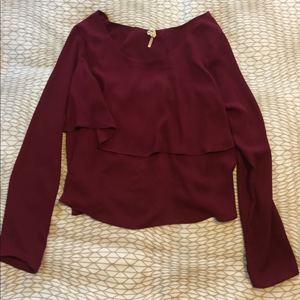 Tulip back ruffled blouse