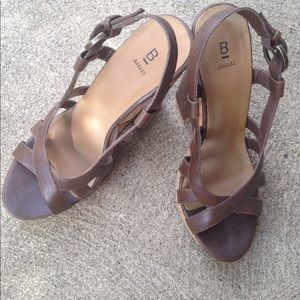 Brown wedges