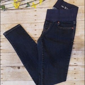 Gap maternity jeans