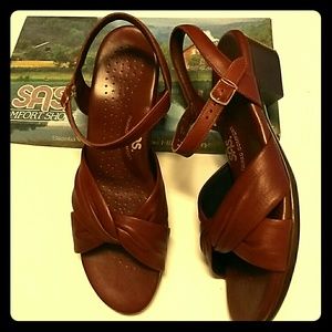 SAS women's shoes