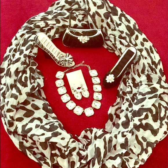 Jewelry - Picture 2 of 2