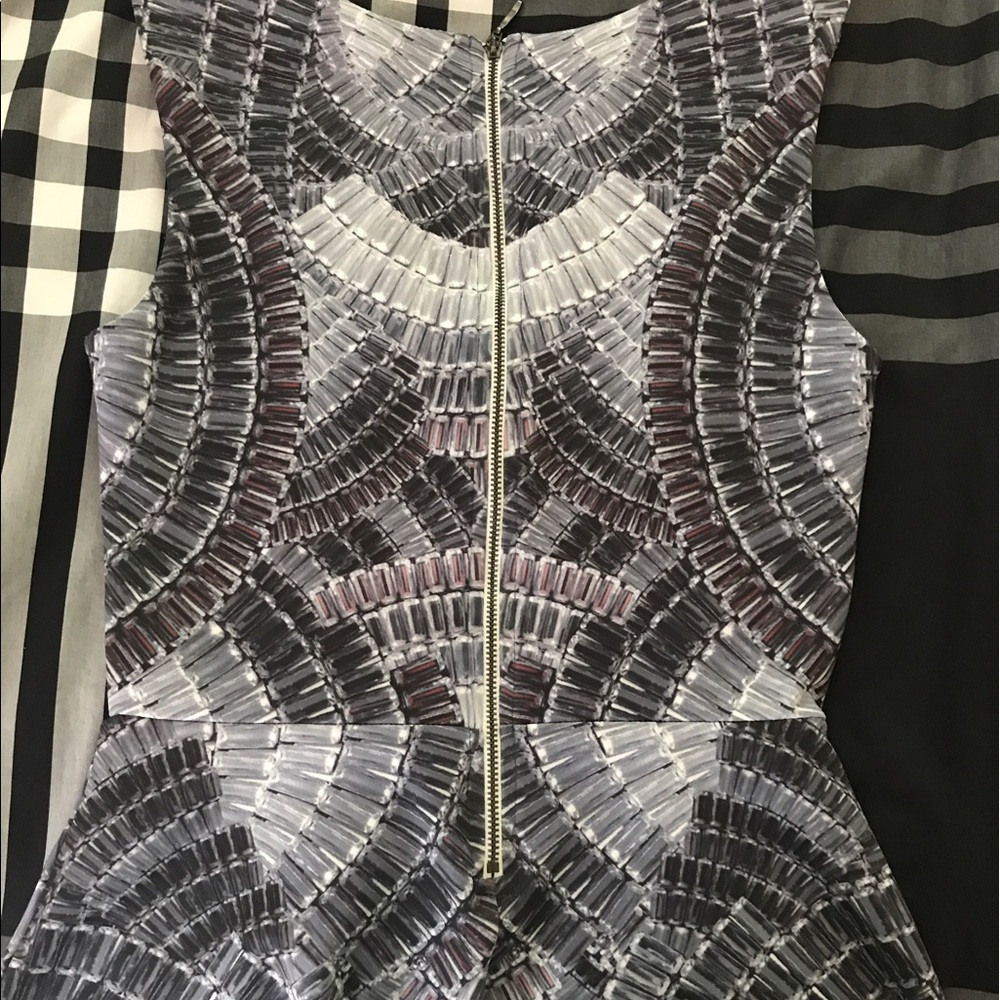 H&M peplum shirt - Picture 3 of 3