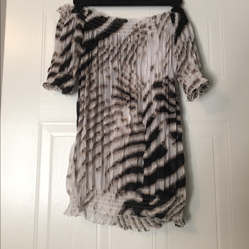 Women's small  blouse