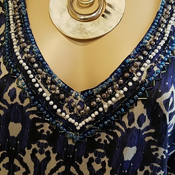 Last One Embroidered Tunic - Picture 2 of 4