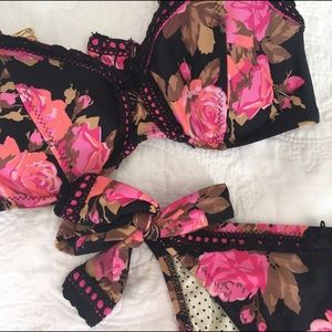 Betsey Johnson bikini