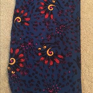 ✨NWT LULAROE TC LEGGINGS✨