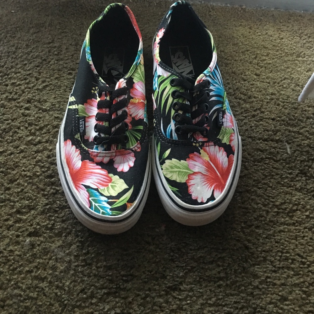Size 8 Floral Vans