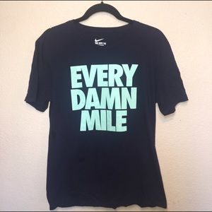Nike Slogan T-Shirt "Every Damn Mile"