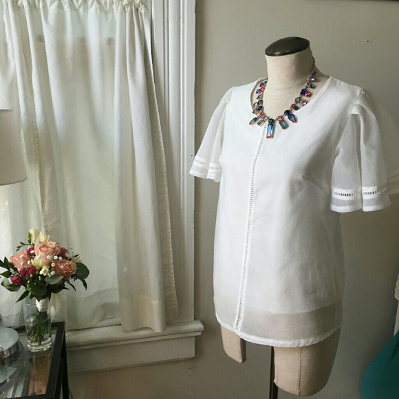 Flutter sleeve Blouse - Picture 3 of 4