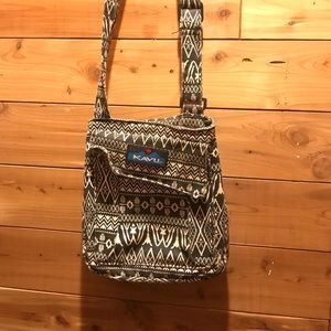Kavu cross body bag