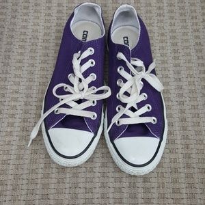 Women's converse in purple