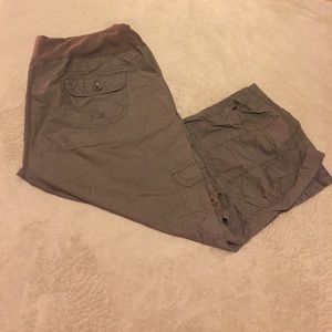 Calvin Klein Cargo Capris - Size XL