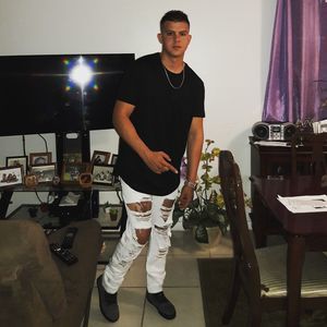 Meet your Posher, Roli