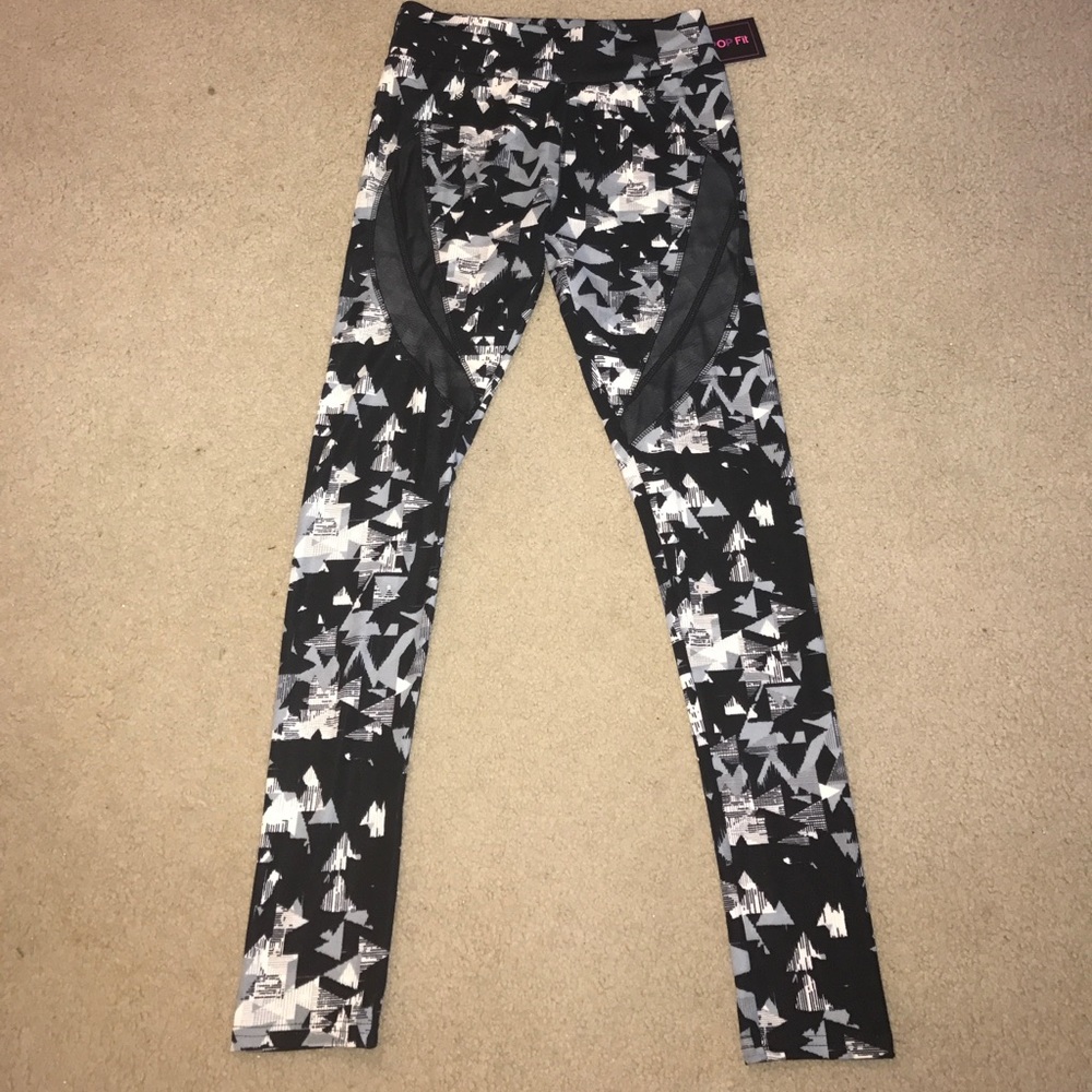 Geo pattern leggings