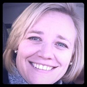 Meet your Posher, Valarie