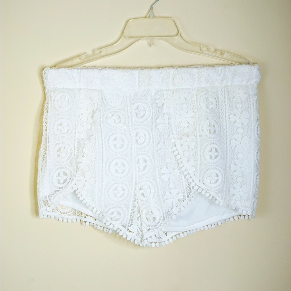 White lace shorts