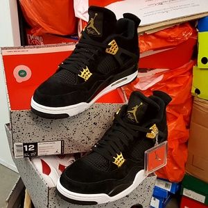 Jordan Retro 4 Royalty