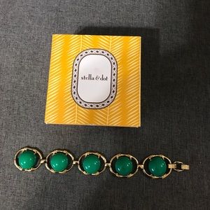 Stella & Dot Green Bracelet