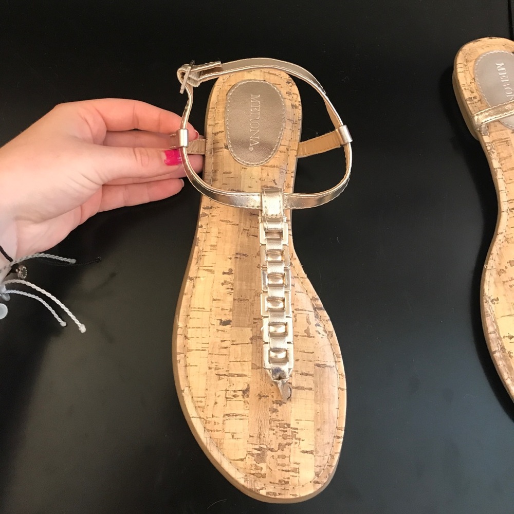 MERONA SIZE 8 FLATS