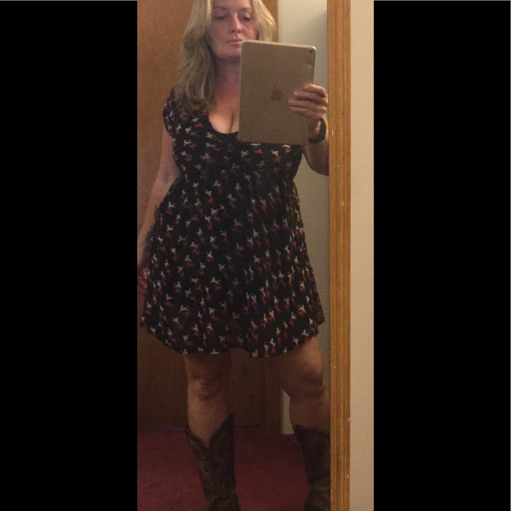 Incredibly cute midi dress!