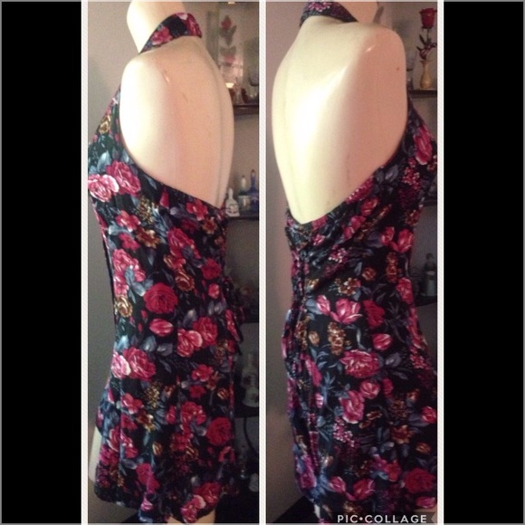 ❤️Beautiful Vintage Floral Romper - Picture 2 of 4
