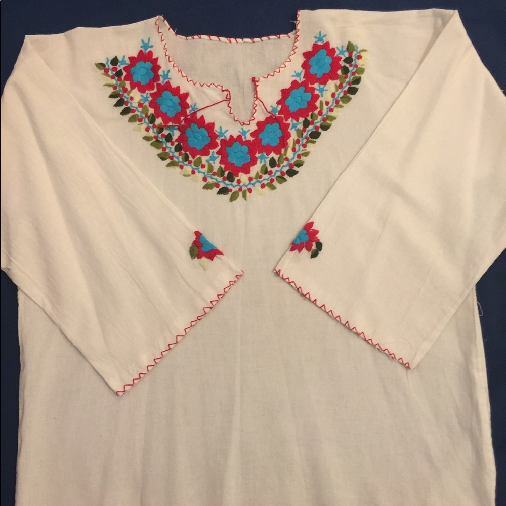 Blouse🌷 - Picture 2 of 4