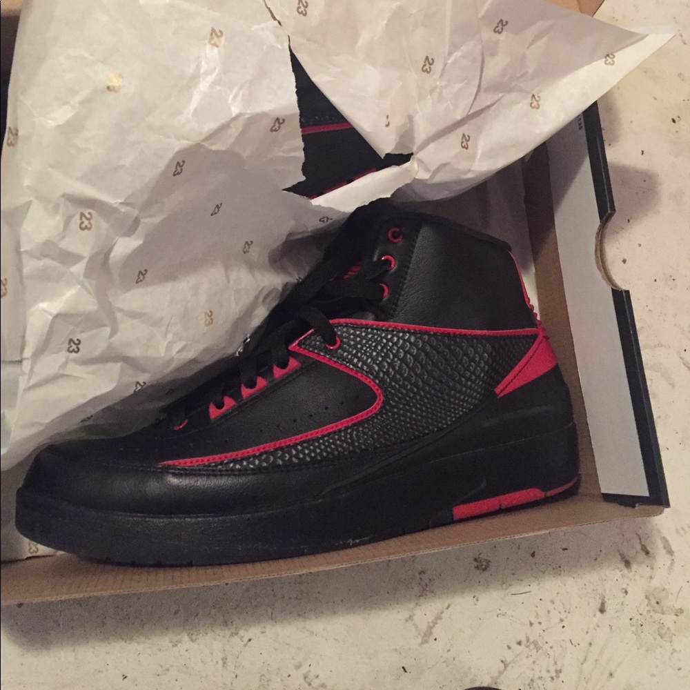 Jordan 2s