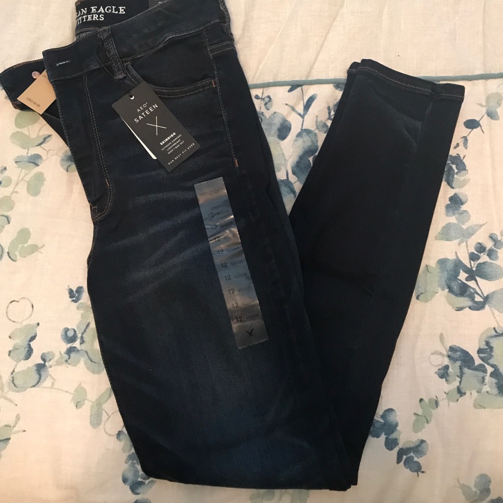Brand new American Eagle jeans