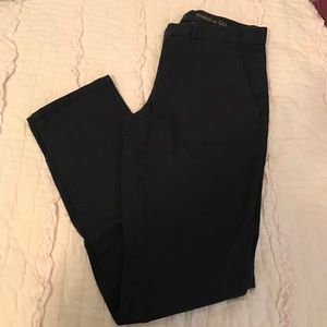 Navy GAP broken in khaki