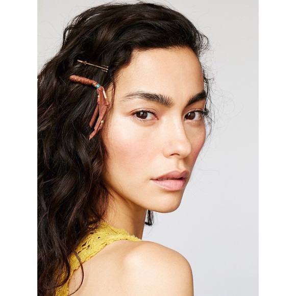 FREE PEOPLE New Silver Toned Arrow Bobby Pins Set of 4 Anthropologie NEW!