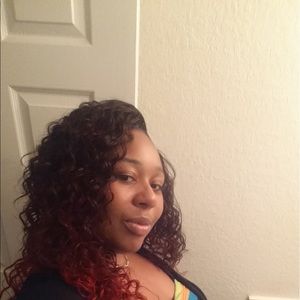 Meet your Posher, Janae