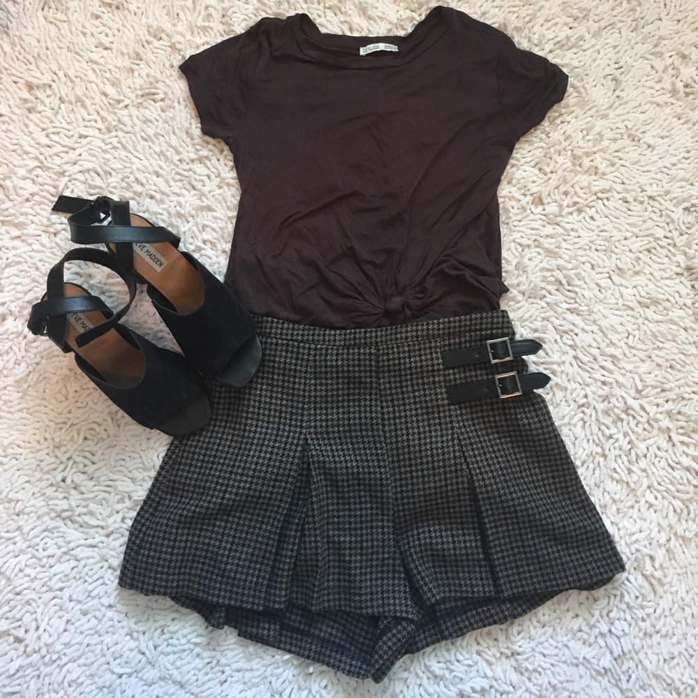 TOPSHOP Houndstooth Pleated Short