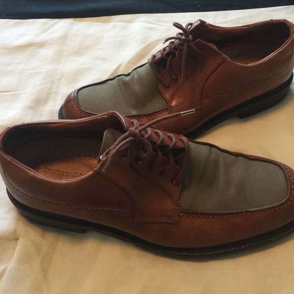 Men's 10 1/2 Johnson and Murphy shoes - Picture 3 of 3