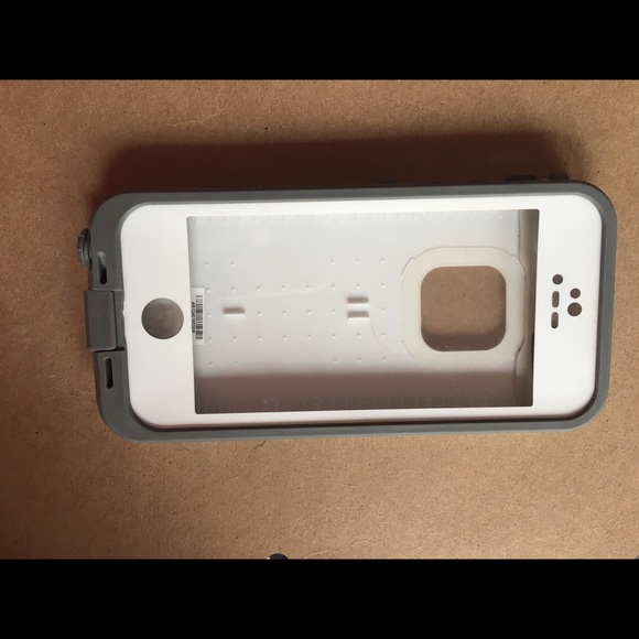 iPhone 5/5s lifeproof case - Picture 2 of 2