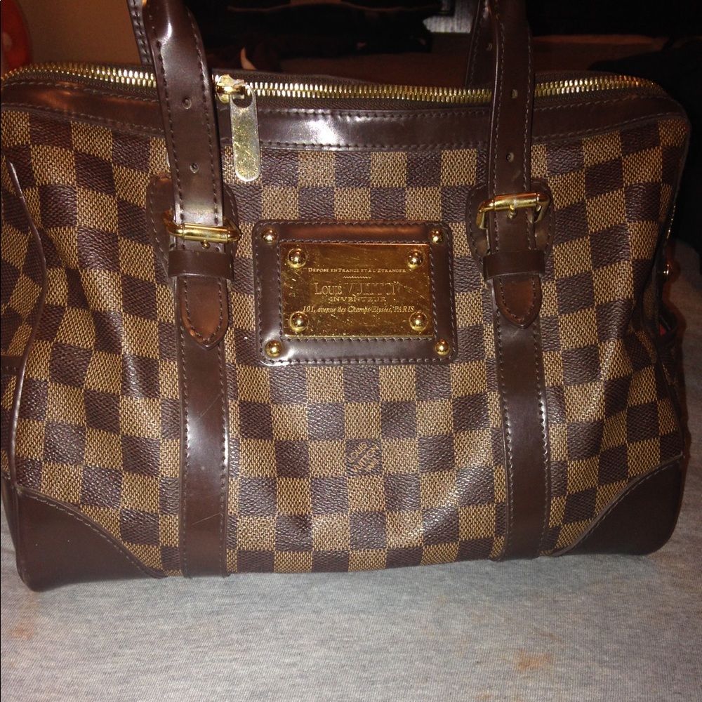 Authentic Louis Vuitton Berkeley bag