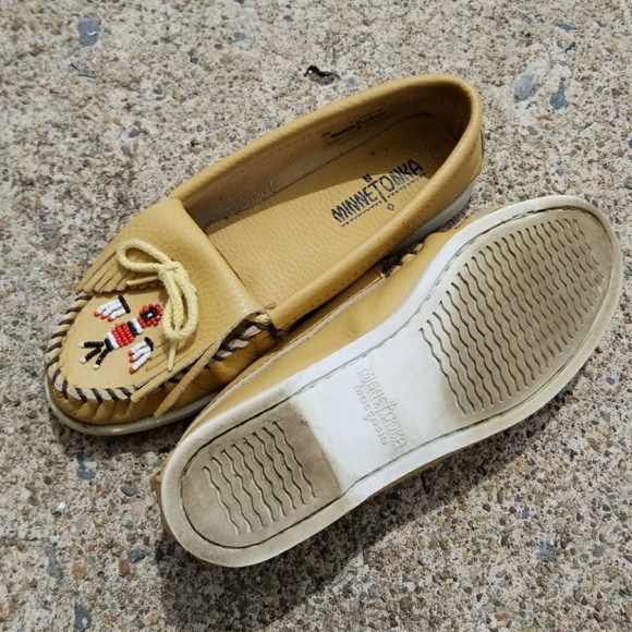 Minnetonka Thunderbird Moccasins - Picture 5 of 6