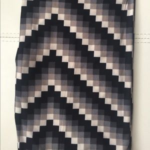 ✨NWT LULAROE OS LEGGINGS✨