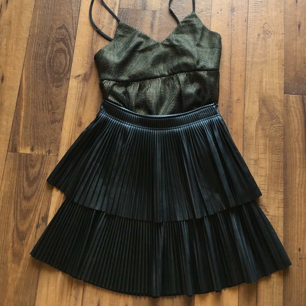 Gianni Bini leather skirt