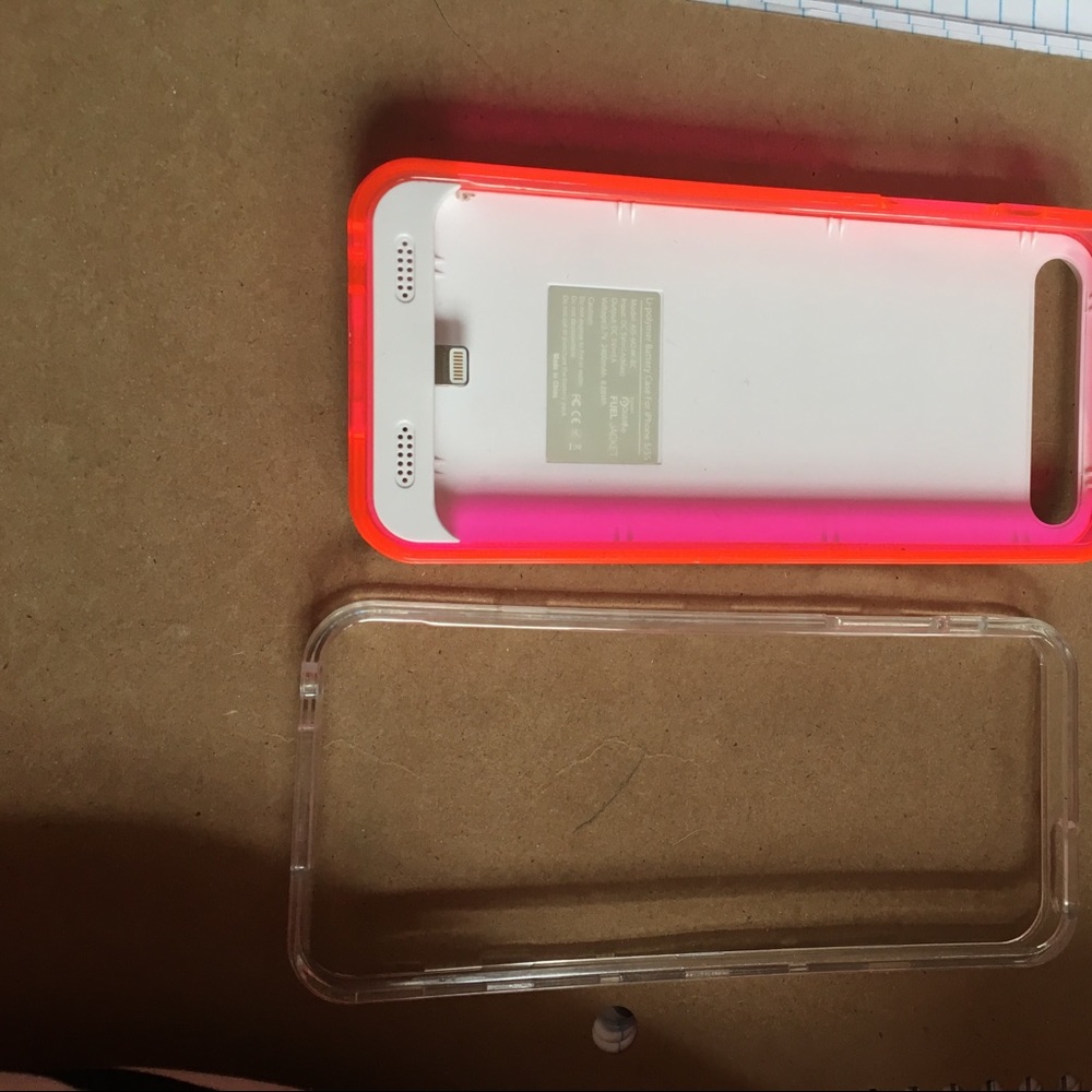 iPhone 5/5s charging case