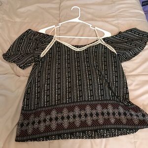 Patterned Off the shoulder tank