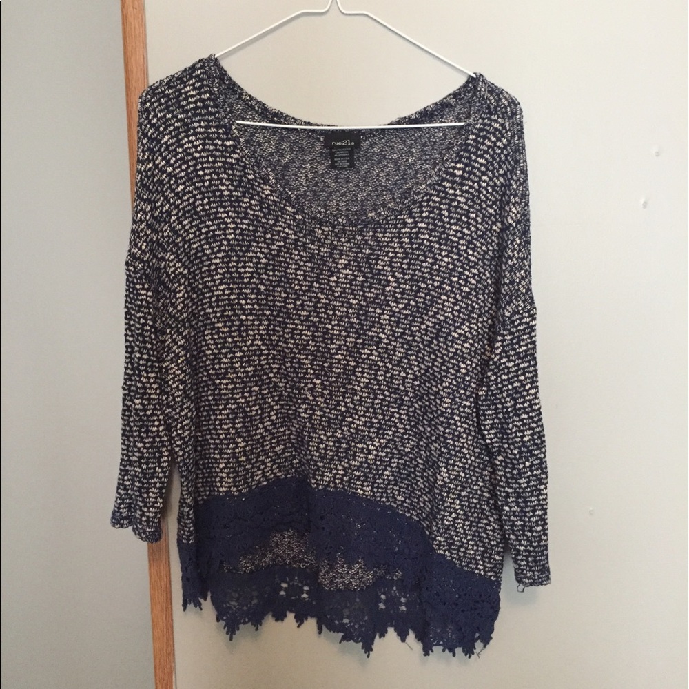 Size large top