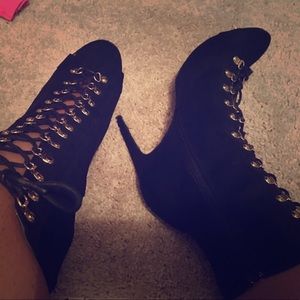Black lace up heels