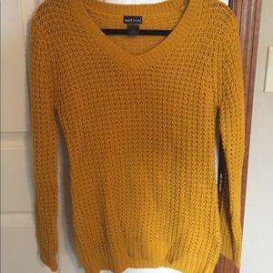 Adorable fall sweater