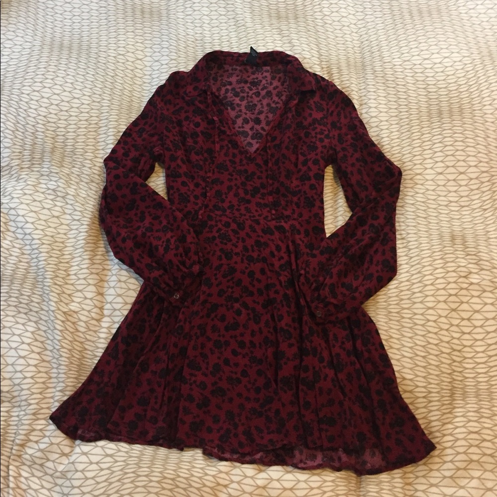Red floral print collared dress