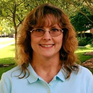 Meet your Posher, Leslie