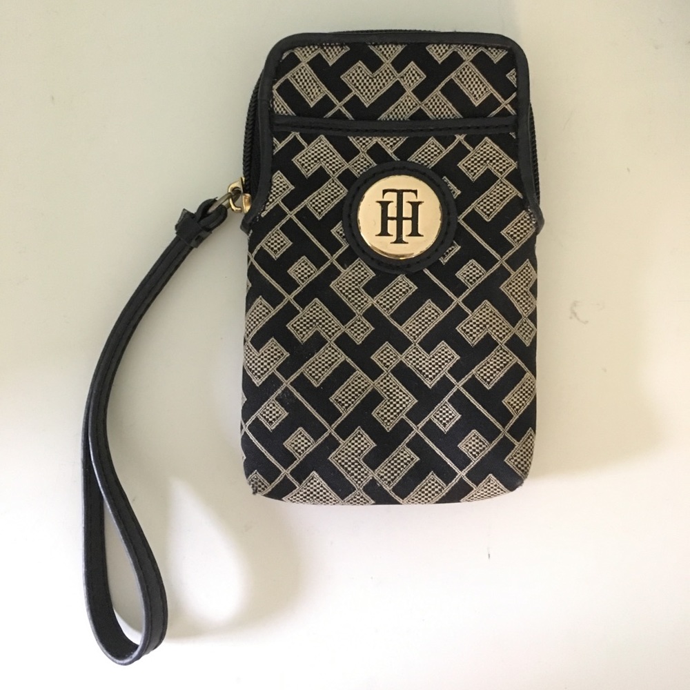 Small purse. Holds up to 4 cards, cash and coins.
