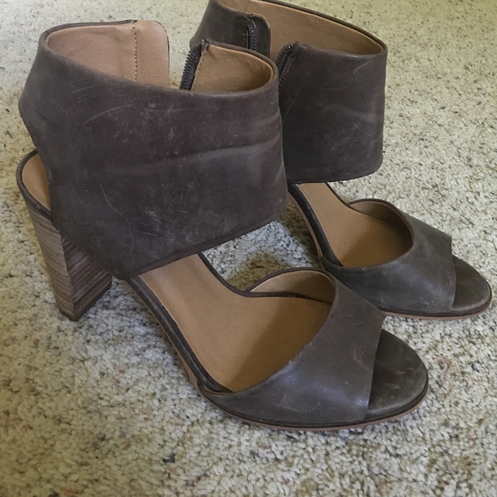 Lucky brand heels
